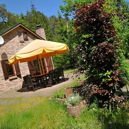 Holiday home Par Hasard *